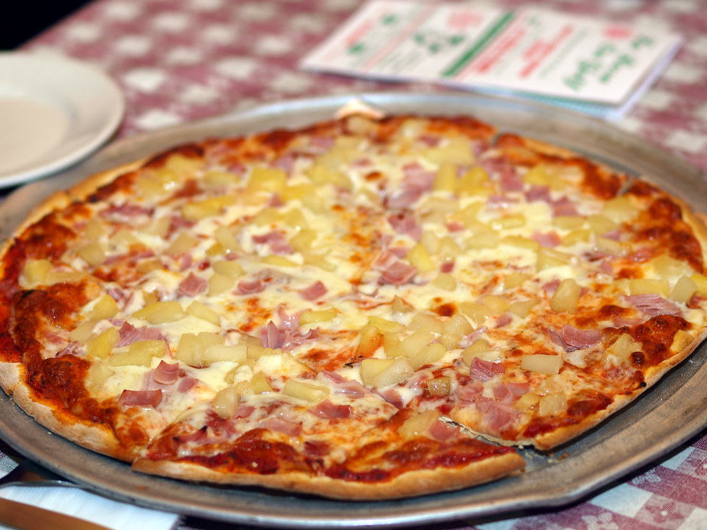 Hawaiian Pizza